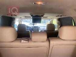 تۆیۆتا لاند کروزەر